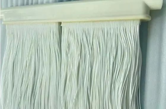 30-50 LMH バックウォッシュ フルックス PVDF PES MBR 10 m2 のホールファイバー超濾過膜繊維 長持ち性能